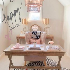 Meet your Posher, Wendy